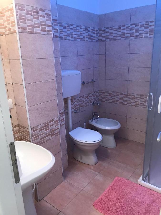 Hotel Riviera Nuova Gestione Cattolica Buitenkant foto